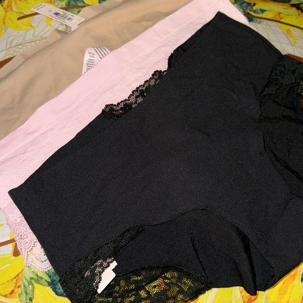 Bundle New‎  of small 3 Panties